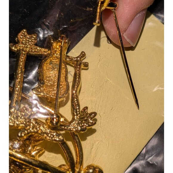 Gold-Tone Cat & Birdcage Pins Set Of 3 - Picture 7 of 7